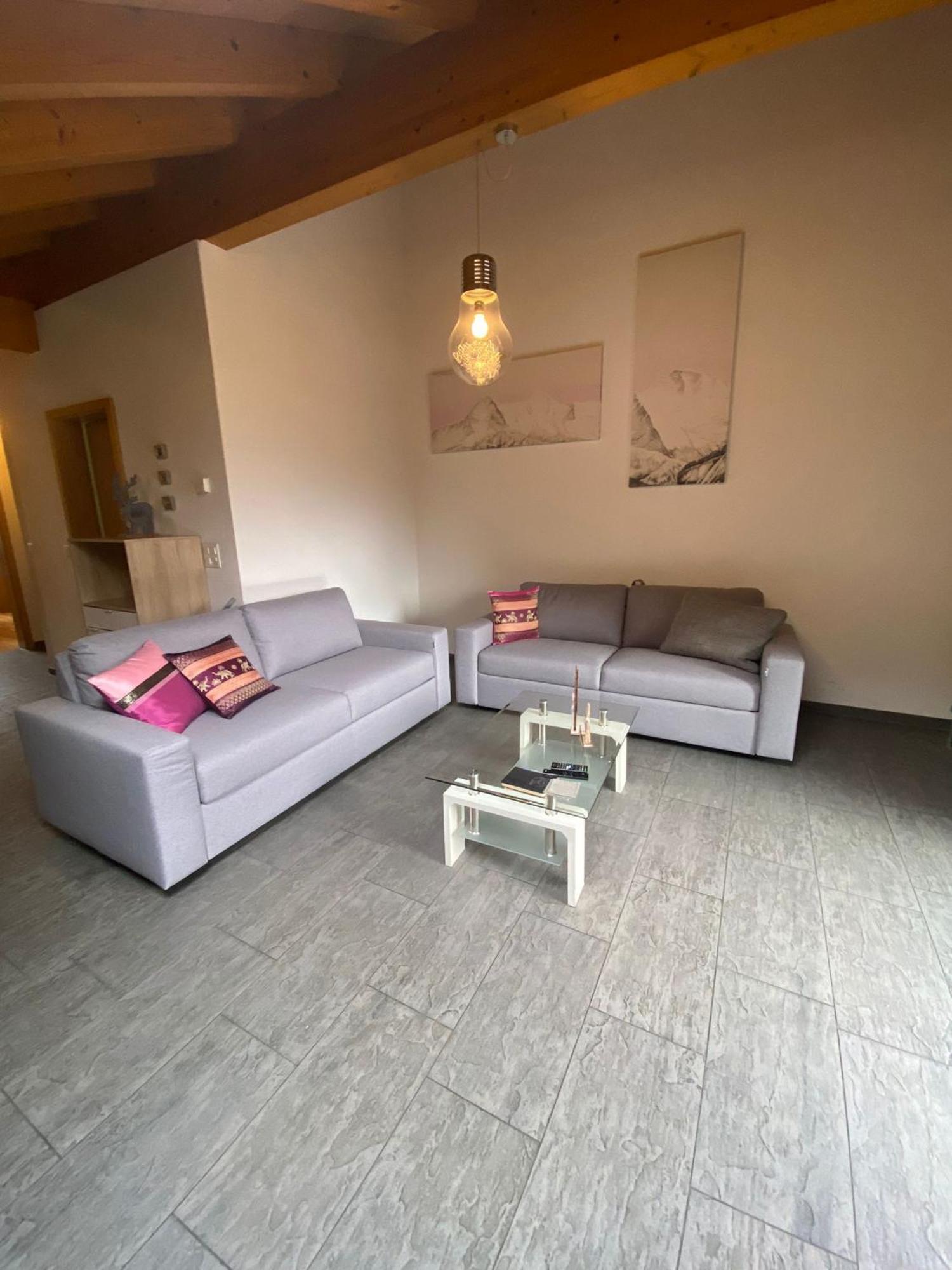 شقة Charming Penthouse لوتربرونن المظهر الخارجي الصورة