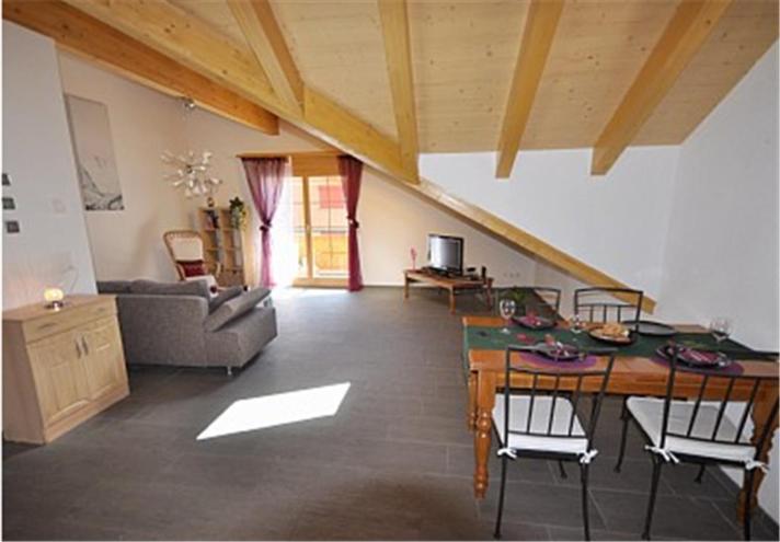 شقة Charming Penthouse لوتربرونن الغرفة الصورة