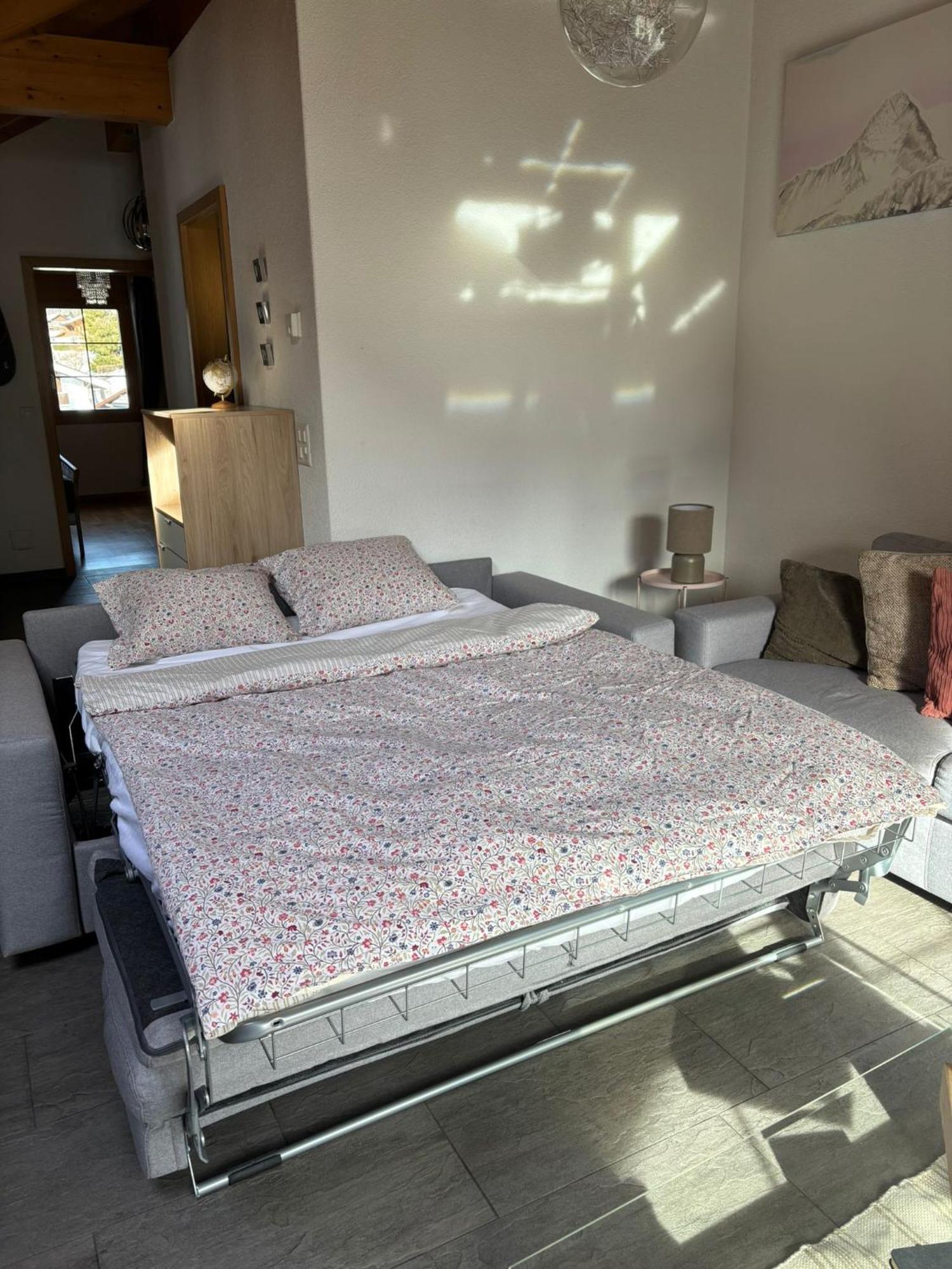 شقة Charming Penthouse لوتربرونن المظهر الخارجي الصورة